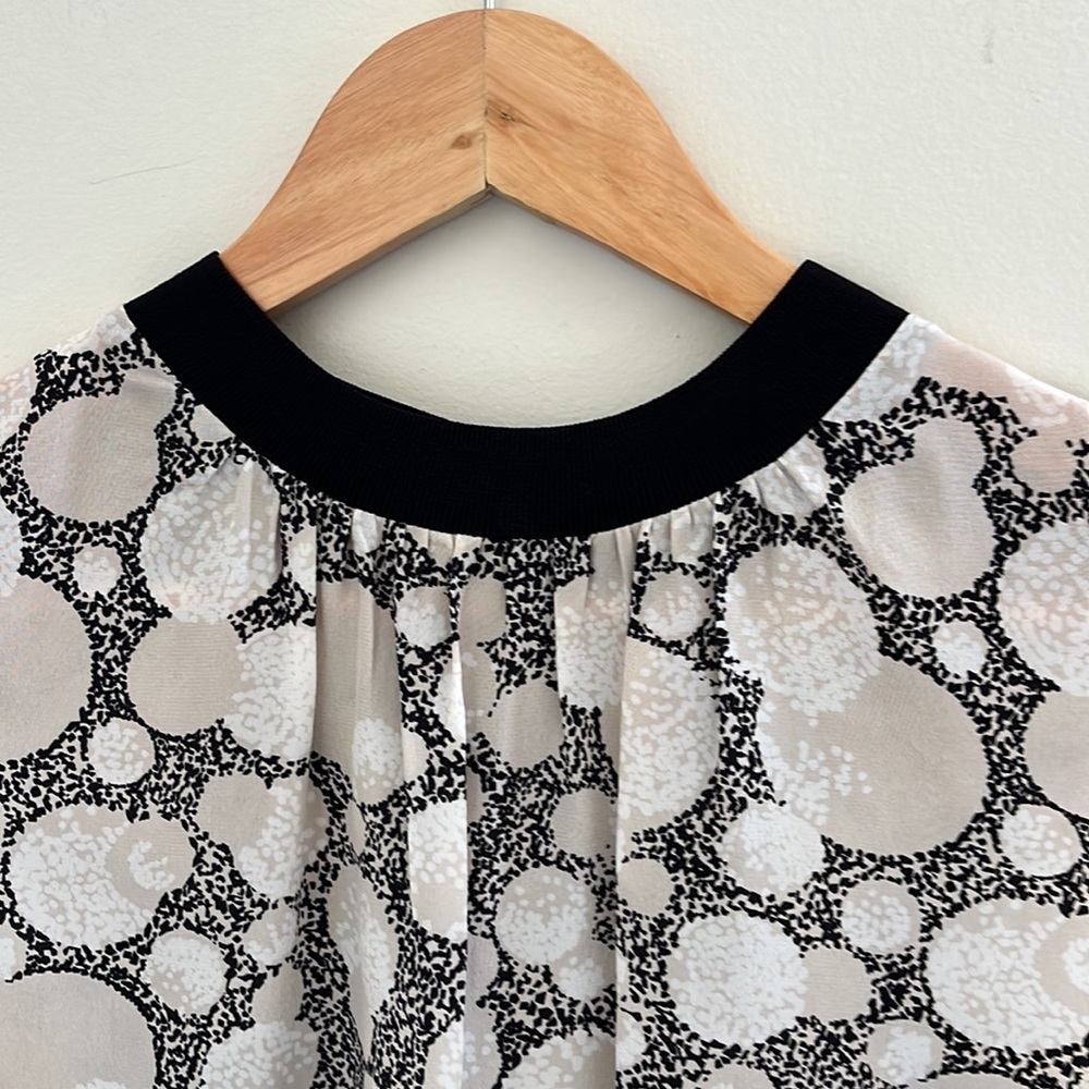 LAST CHANCE:   Beautiful SABA silk top Sz 10 - Picture 6 of 8